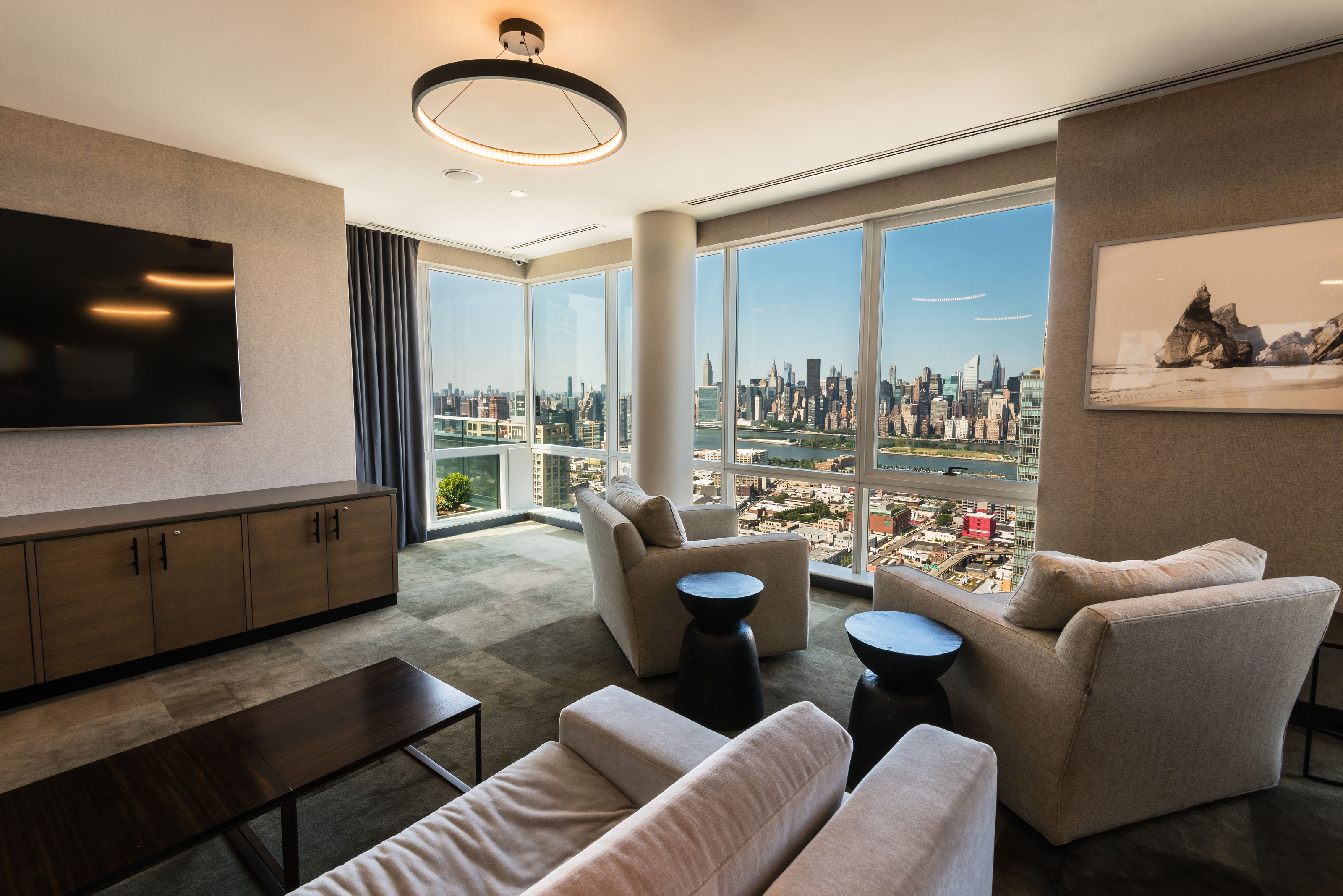 Tower 28 Luxury Apartments for Rent in Long Island City, NY